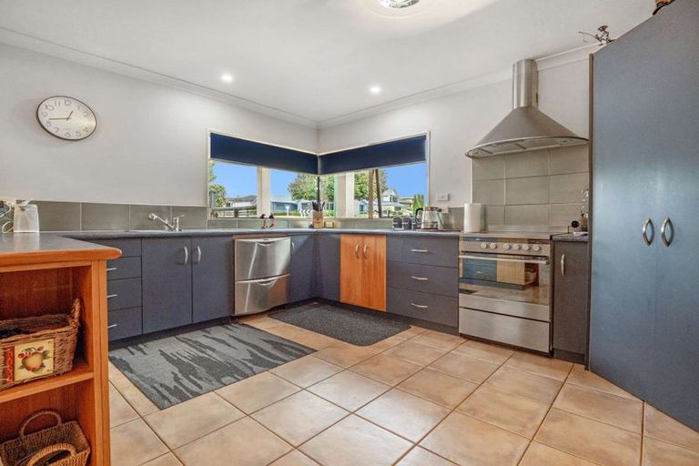 Photo of property in 1 Vaucluse Drive, Nukuhau, Taupo, 3330