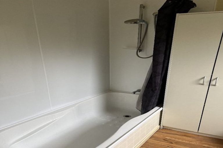 Photo of property in 7a Victoria Street, Hawera, 4610