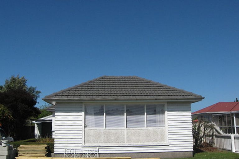 Photo of property in 410 Main North Road, Redwood, Christchurch, 8051
