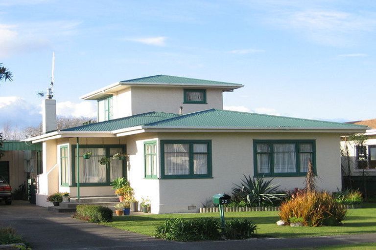 Photo of property in 22 Windsor Street, Terrace End, Palmerston North, 4410