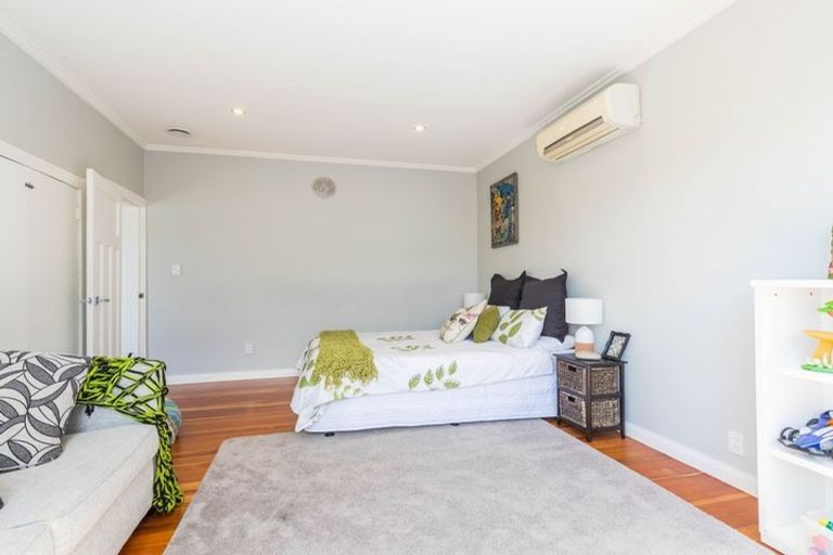 Photo of property in 20 Esmonde Road, Takapuna, Auckland, 0622