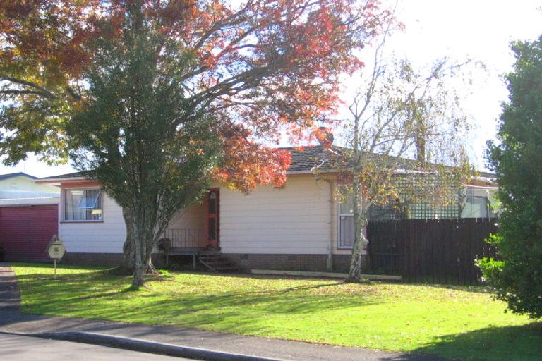 Photo of property in 17 Almay Place, Clover Park, Auckland, 2019