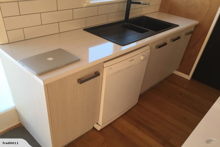 Photo of property in 79 Kingswood Road, Brookfield, Tauranga, 3110