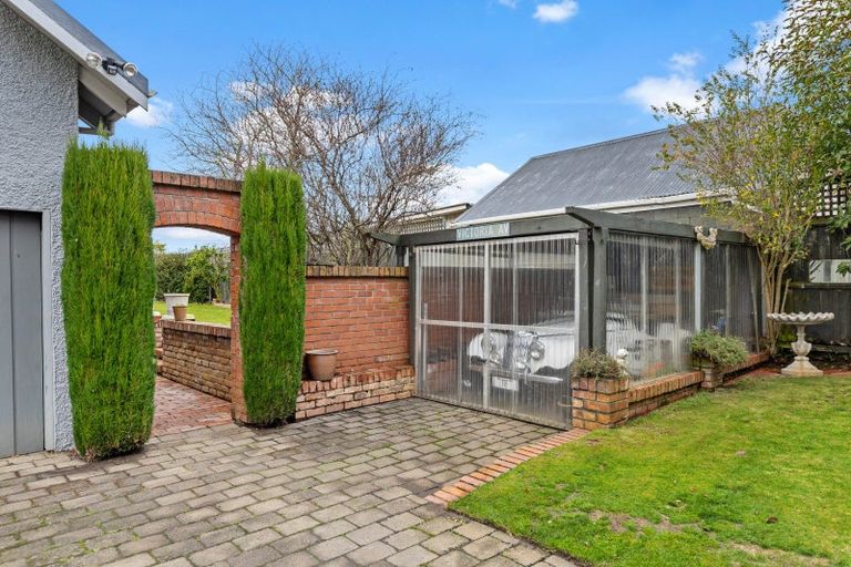 Photo of property in 209 Victoria Avenue, Hokowhitu, Palmerston North, 4410