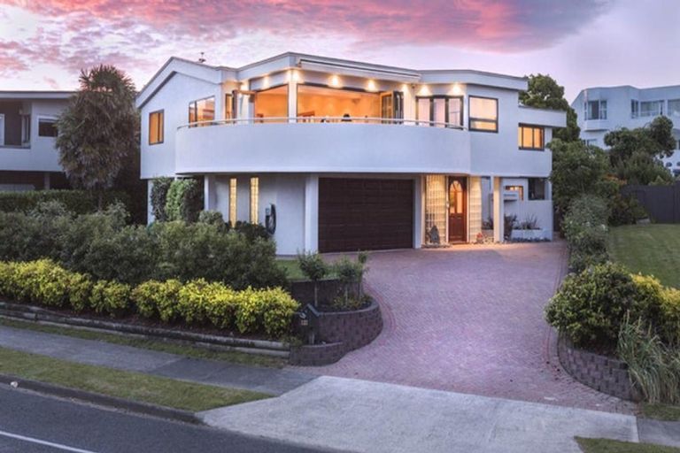 Photo of property in 121 Clovelly Road, Bucklands Beach, Auckland, 2012