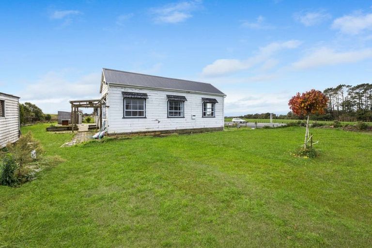 Photo of property in 2634 Mountain Road, Tariki, Stratford, 4394