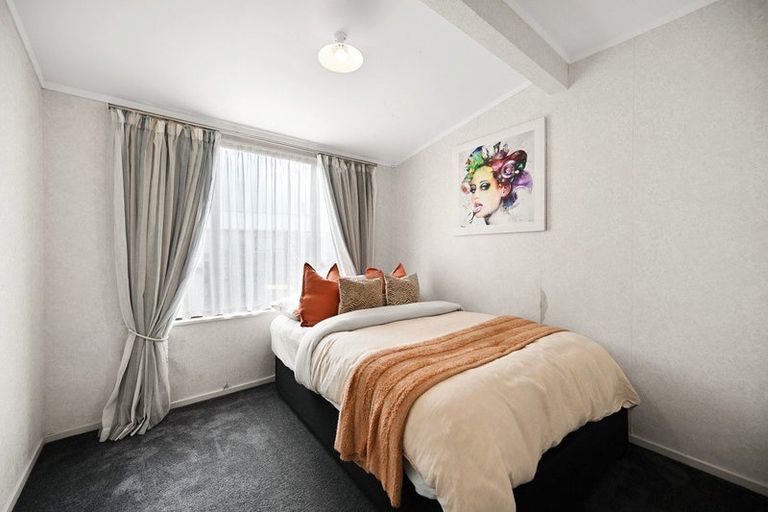 Photo of property in 25 Kentucky Crescent, Nawton, Hamilton, 3200