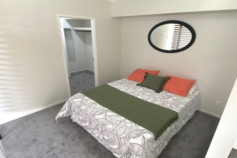 Photo of property in 3/111 Sylvan Avenue, Northcote, Auckland, 0627