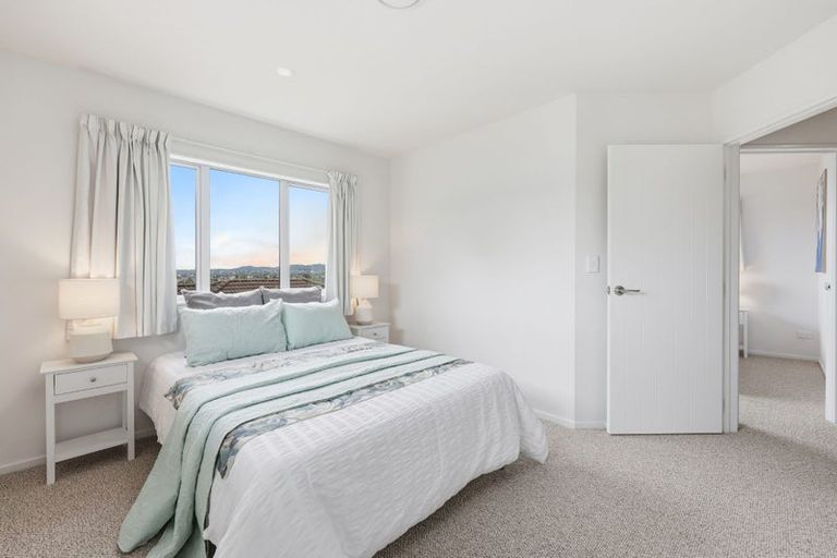 Photo of property in 218a Sturges Road, Henderson, Auckland, 0612