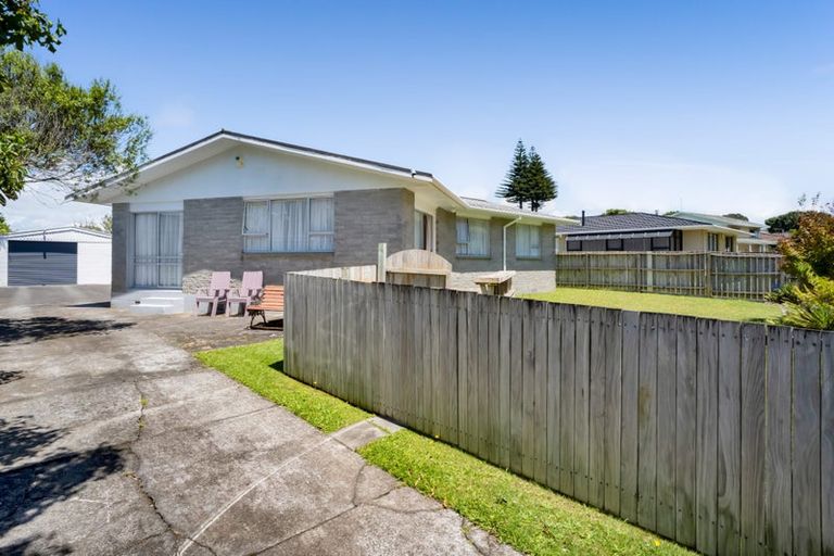 Photo of property in 11 Warkworth Grove, Bell Block, New Plymouth, 4312