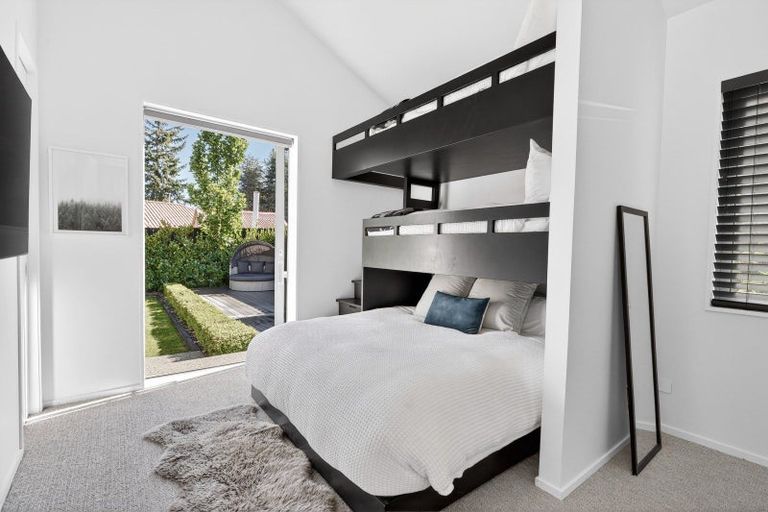 Photo of property in 1/61 Eely Point Road, Wanaka, 9305