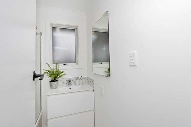 Photo of property in 64 Forfar Crescent, Rockdale, Invercargill, 9812