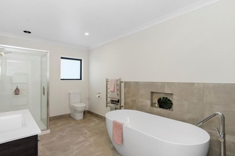 Photo of property in 127 Penetaka Heights, Pyes Pa, Tauranga, 3112