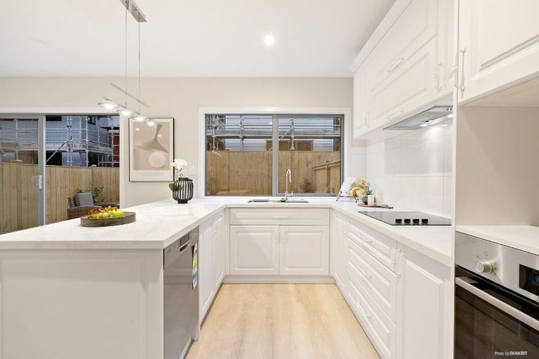 Photo of property in 6 Gecko Road, Hobsonville, Auckland, 0616