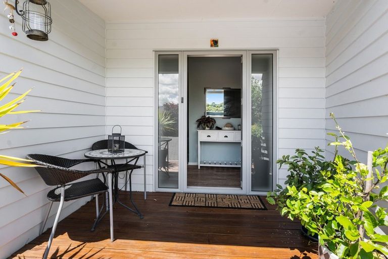 Photo of property in 17 Pukeko Way, Kinloch, Taupo, 3377