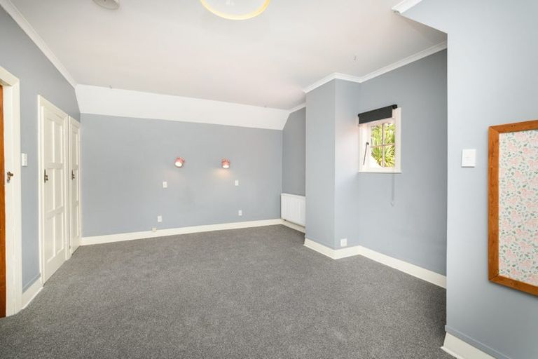 Photo of property in 38 Langston Avenue, Palmerston North, 4414