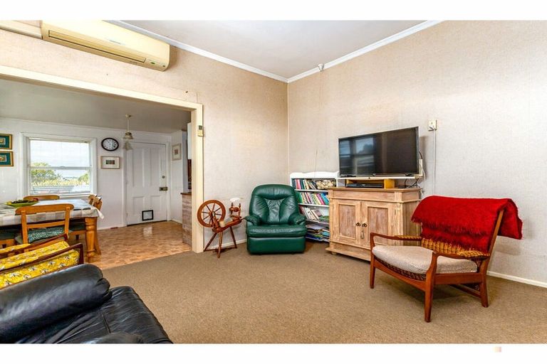 Photo of property in 32 Augustine Street, Waimate, 7924