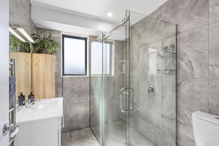 Photo of property in 84 Watkins Drive, Rangiora, 7400