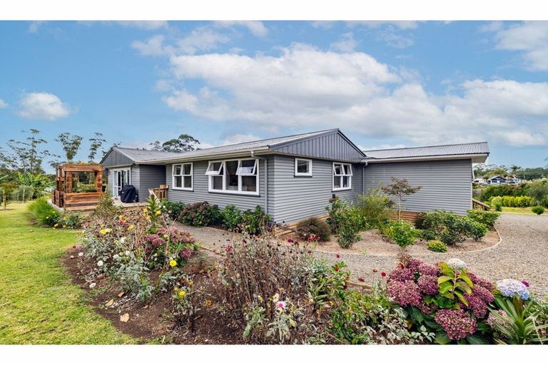 Photo of property in 16 Poplar Lane, Kerikeri, 0293