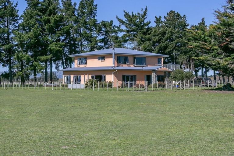 Photo of property in 172e Manaia Road, Homebush, Masterton, 5885