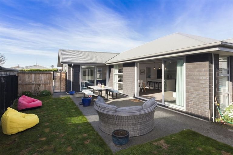 Photo of property in 37 Sapphire Street, Casebrook, Christchurch, 8051