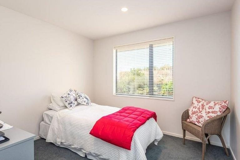 Photo of property in 19 Hamlet Lane, Heathcote Valley, Christchurch, 8022