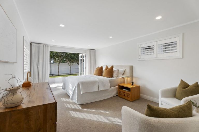 Photo of property in 26 Richmond Avenue, Northcote Point, Auckland, 0627