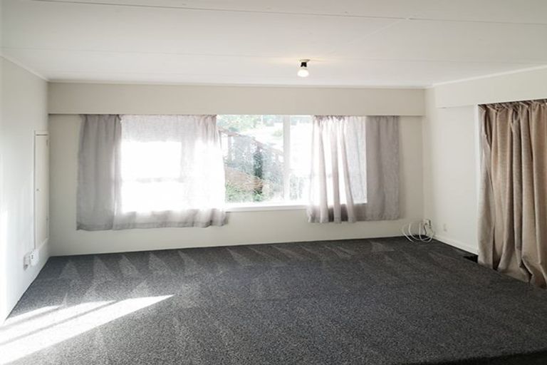 Photo of property in 66 Alexander Street, Cockle Bay, Auckland, 2014