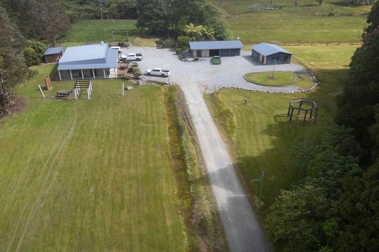 Photo of property in 171 Coulson Road, Paroa, Greymouth, 7805