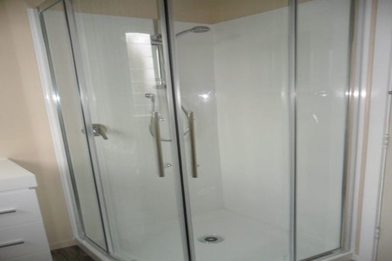 Photo of property in 5 Stafford Place, Awapuni, Palmerston North, 4412