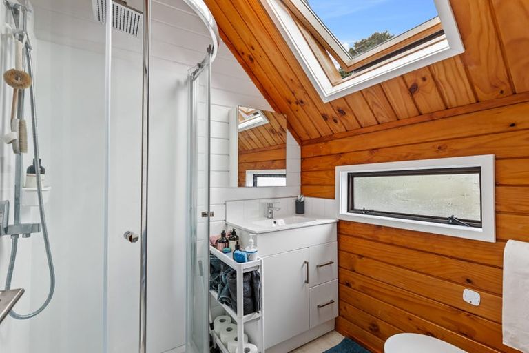 Photo of property in 27 Cherub Place, West Harbour, Auckland, 0618