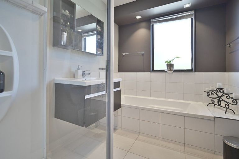 Photo of property in 704a Oak Road, Akina, Hastings, 4122