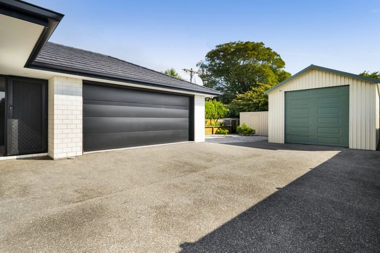 Photo of property in 8 Clinton Street, Fitzroy, New Plymouth, 4312