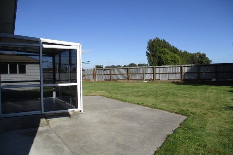 Photo of property in 809 Main North Road, Belfast, Christchurch, 8051