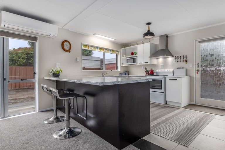 Photo of property in 4/4 Princes Street, Levin, 5510