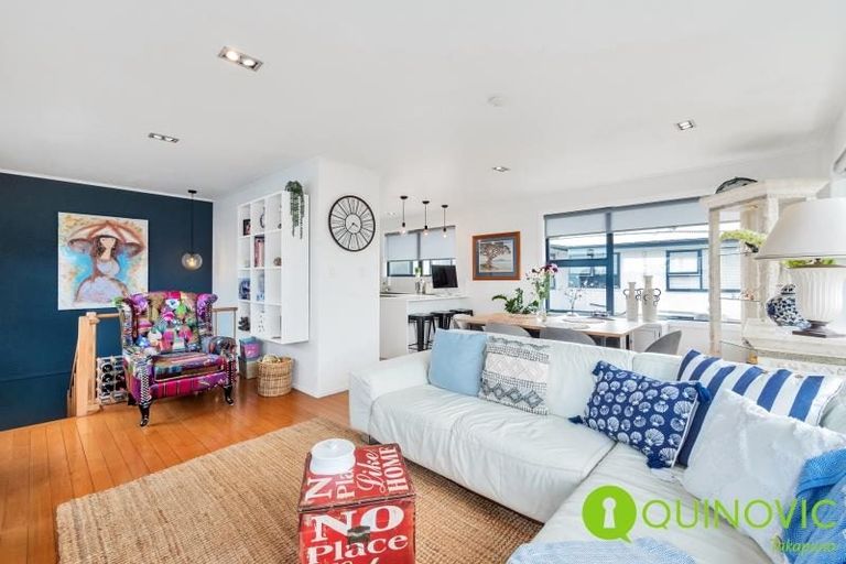 Photo of property in 5/233 Hurstmere Road, Takapuna, Auckland, 0622