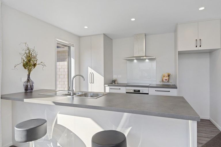 Photo of property in 24 Quinn Crescent, Woodend, 7610