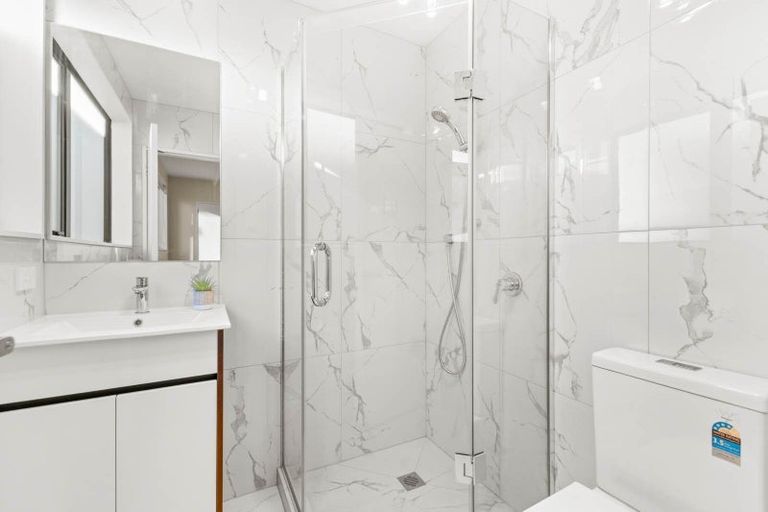 Photo of property in 16b Goodfellow Lane, Flat Bush, Auckland, 2019