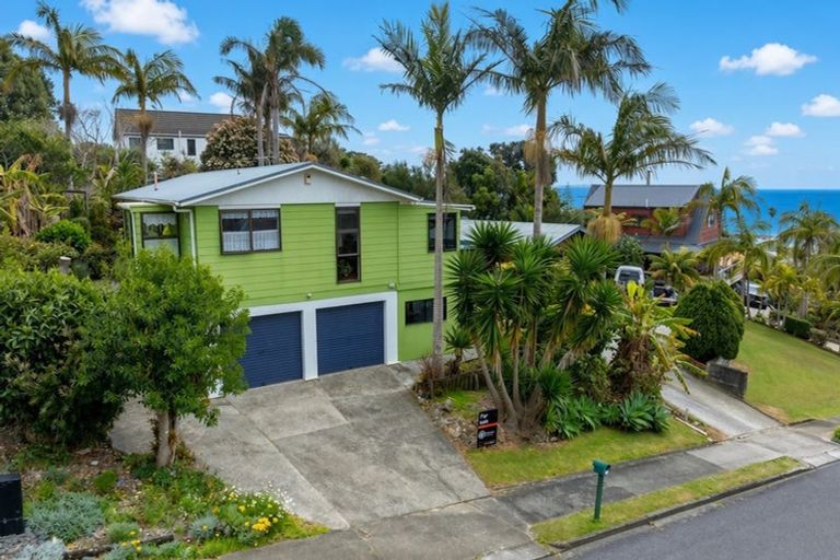 Photo of property in 53 Stratford Drive, Cable Bay, 0420