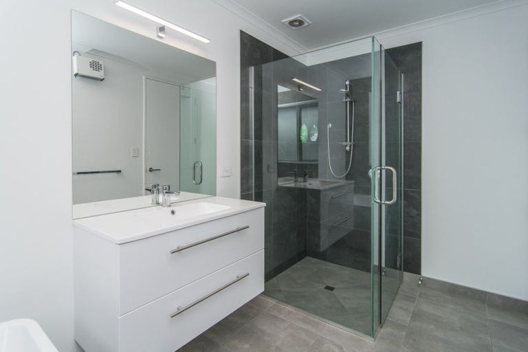 Photo of property in 16 Thomas Street, West End, Timaru, 7910