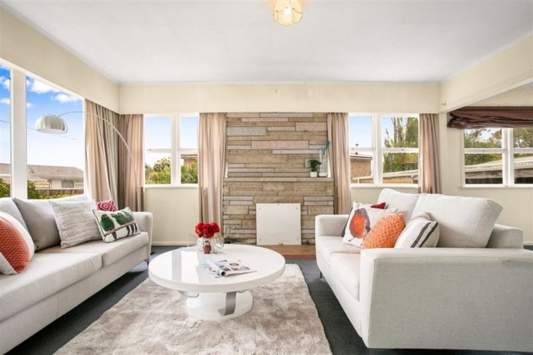 Photo of property in 11 Rowan Terrace, Te Atatu South, Auckland, 0610