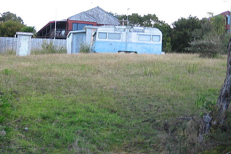 Photo of property in 20 Rangimaarie Crescent, Snells Beach, 0920