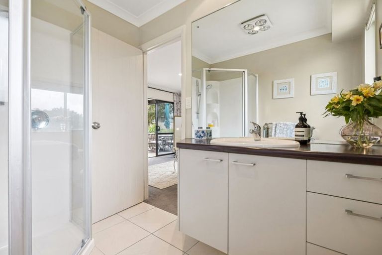 Photo of property in 57 Ridgeway Road, Pukekohe, 2120