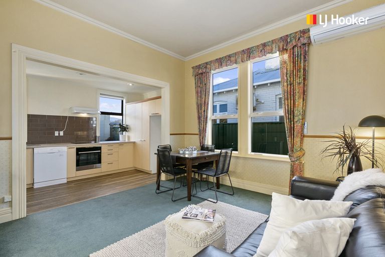 Photo of property in 40 Hargest Crescent, Saint Kilda, Dunedin, 9012