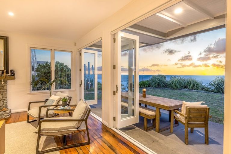 Photo of property in 1 Hydes Road, Raumati South, Paraparaumu, 5032