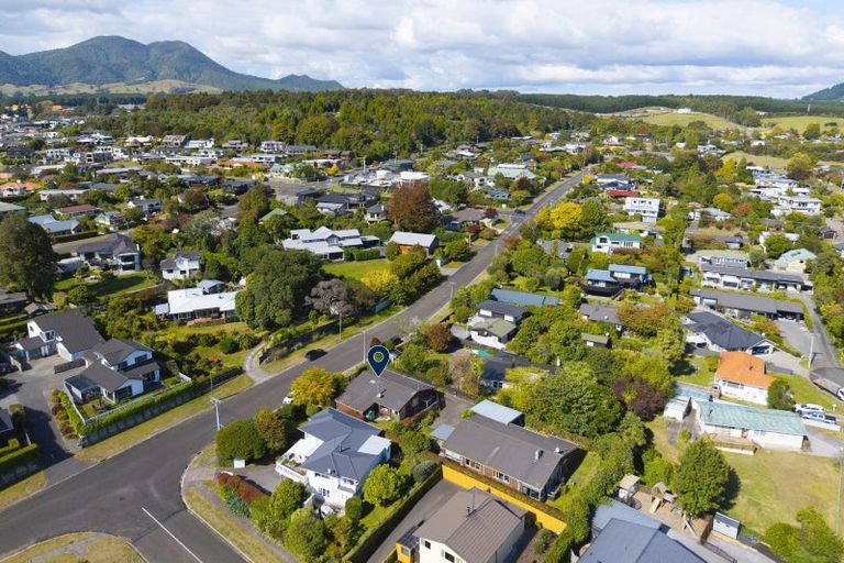Photo of property in 1/19 Chesham Avenue, Waipahihi, Taupo, 3330