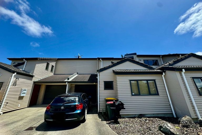 Photo of property in 70 Skip Lane, East Tamaki, Auckland, 2013