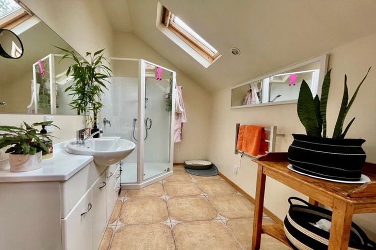 Photo of property in 384 Clifton Road, Whitford, Howick, 2571