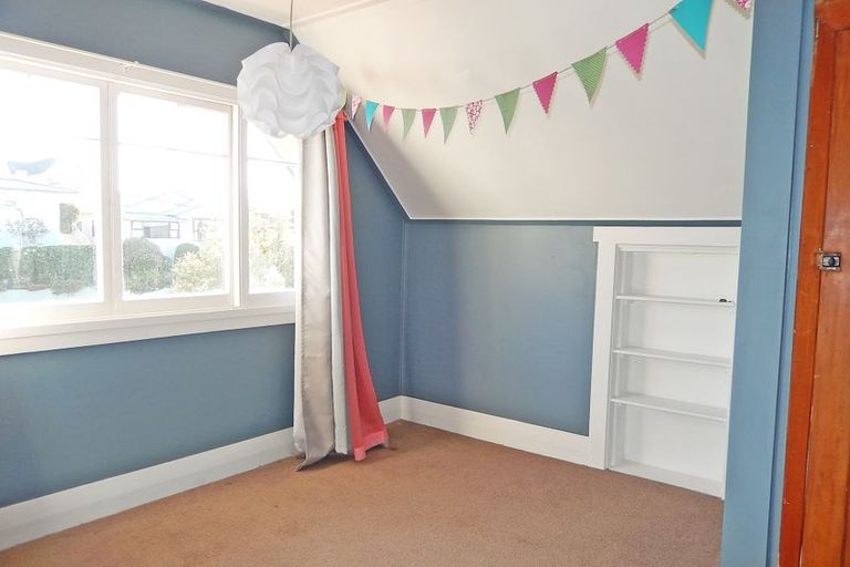 Photo of property in 11 Wharfe Street, South Hill, Oamaru, 9400