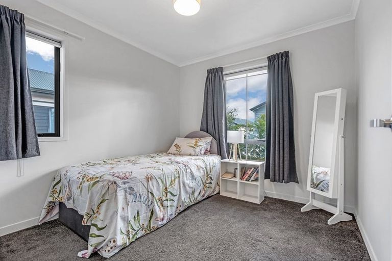 Photo of property in 3 Kuparu Street, Weymouth, Auckland, 2103